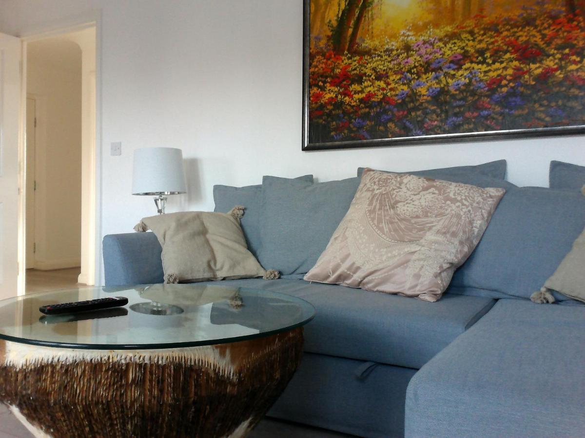 Two Bedroom London Luxury Apartment Екстериор снимка