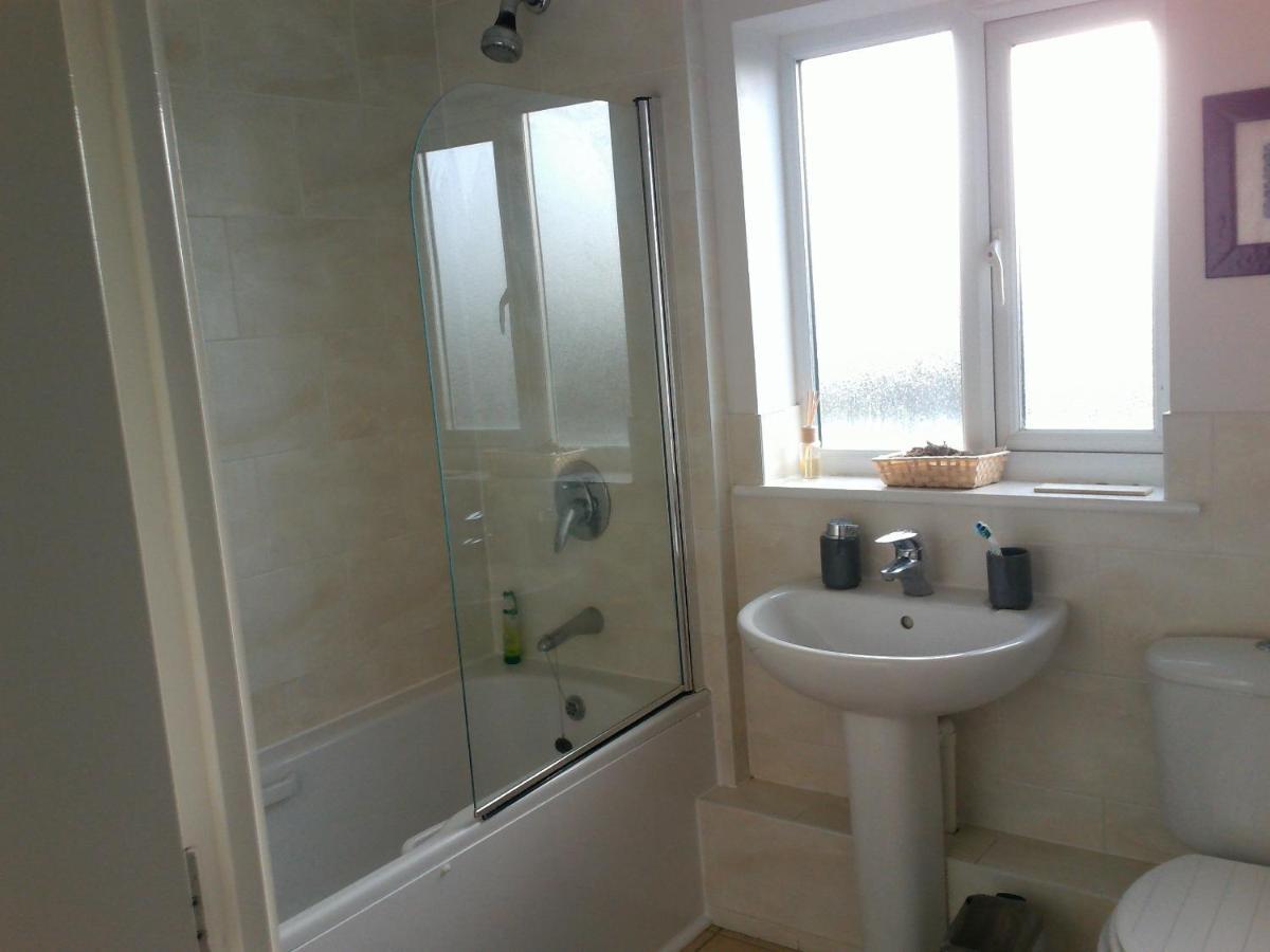 Two Bedroom London Luxury Apartment Екстериор снимка